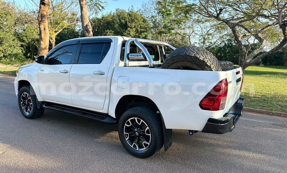 Buy Used Toyota Hilux White Car in Maputo in Maputo Buy Used Toyota Hilux White Car in Maputo in Maputo