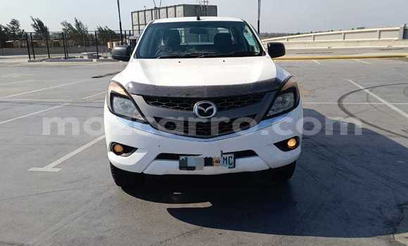 Comprar Usado Mazda BT-50 Branco Carro em Maputo em Maputo