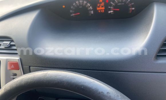 Buy Used Toyota Ractis White Car in Maputo in Maputo Buy Used Toyota Ractis White Car in Maputo in Maputo