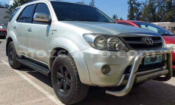 Comprar Usado Toyota Fortuner De outros Carro em Maputo em Maputo Comprar Usado Toyota Fortuner De outros Carro em Maputo em Maputo