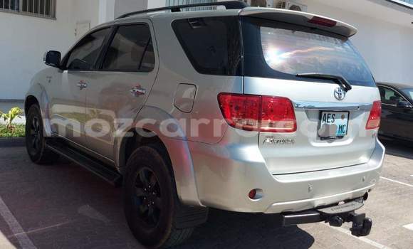 Comprar Usado Toyota Fortuner De outros Carro em Maputo em Maputo Comprar Usado Toyota Fortuner De outros Carro em Maputo em Maputo