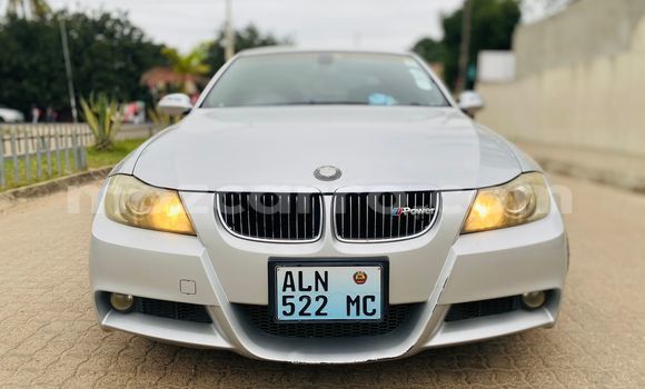 Comprar Usado BMW 3-Series De outros Carro em Maputo em Maputo Comprar Usado BMW 3-Series De outros Carro em Maputo em Maputo