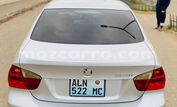 Comprar Usado BMW 3-Series De outros Carro em Maputo em Maputo Comprar Usado BMW 3-Series De outros Carro em Maputo em Maputo