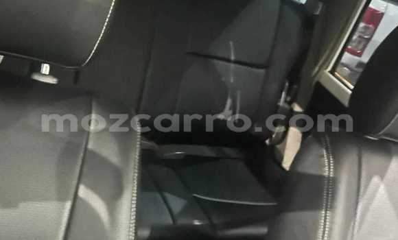 Buy Used Toyota Hilux White Car in Maputo in Maputo Buy Used Toyota Hilux White Car in Maputo in Maputo