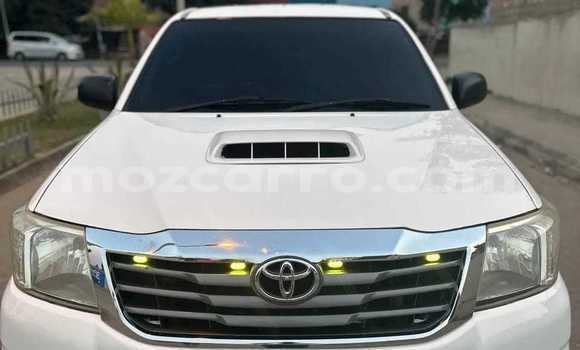 Buy Used Toyota Hilux White Car in Maputo in Maputo Buy Used Toyota Hilux White Car in Maputo in Maputo