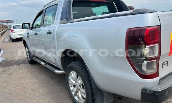 Nunua Ilio tumika Ford Ranger Fedha Gari ndani ya Maputo nchini Maputo
