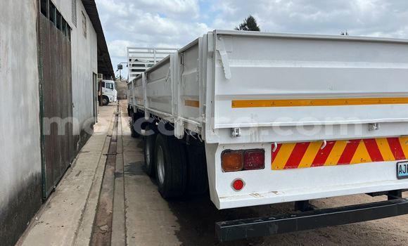 Tenga Tsaru Nissan UD Chena Rori in Maputo in Maputo Tenga Tsaru Nissan UD Chena Rori in Maputo in Maputo