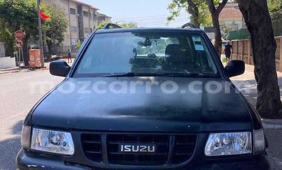 Nunua Ilio tumika Isuzu Wizard Nyeusi Gari ndani ya Maputo nchini Maputo Nunua Ilio tumika Isuzu Wizard Nyeusi Gari ndani ya Maputo nchini Maputo