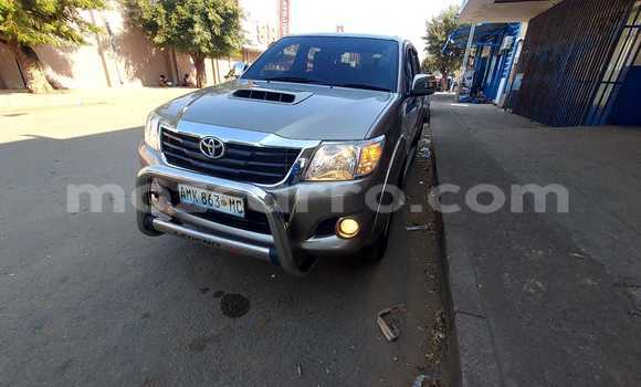Tenga Tsaru Toyota Hilux Zvimwe Mota in Maputo in Maputo Tenga Tsaru Toyota Hilux Zvimwe Mota in Maputo in Maputo