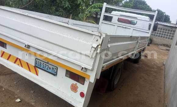Nunua Ilio tumika Isuzu FTR 850 Nyeupe Lori ndani ya Maputo nchini Maputo Nunua Ilio tumika Isuzu FTR 850 Nyeupe Lori ndani ya Maputo nchini Maputo