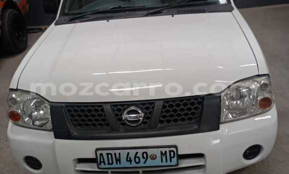 Comprar Usado Nissan Hardbody Branco Carro em Maputo em Maputo Comprar Usado Nissan Hardbody Branco Carro em Maputo em Maputo