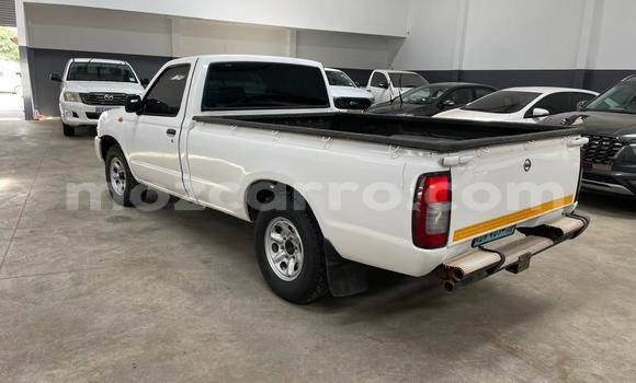 Comprar Usado Nissan Hardbody Branco Carro em Maputo em Maputo Comprar Usado Nissan Hardbody Branco Carro em Maputo em Maputo