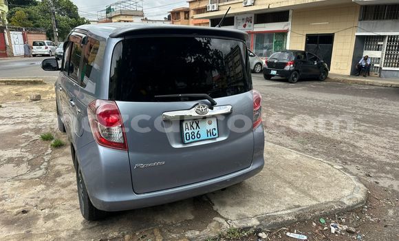 Comprar Usado Toyota Ractis Azul Carro em Maputo em Maputo Comprar Usado Toyota Ractis Azul Carro em Maputo em Maputo