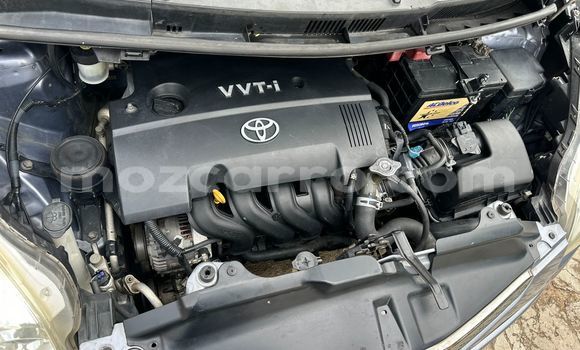 Comprar Usado Toyota Ractis Azul Carro em Maputo em Maputo Comprar Usado Toyota Ractis Azul Carro em Maputo em Maputo
