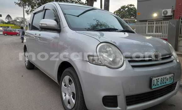 Comprar Usado Toyota Sienta Prata Carro em Maputo em Maputo Comprar Usado Toyota Sienta Prata Carro em Maputo em Maputo