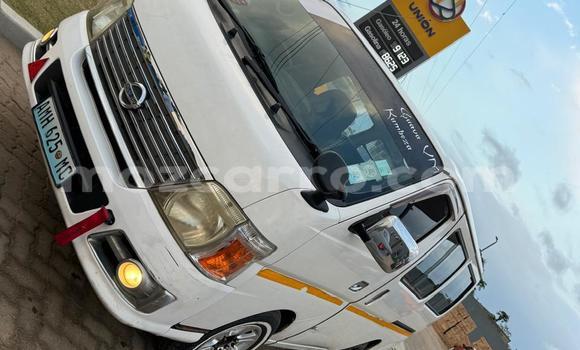 Nunua Ilio tumika Nissan Caravan Nyeupe Gari ndani ya Maputo nchini Maputo Nunua Ilio tumika Nissan Caravan Nyeupe Gari ndani ya Maputo nchini Maputo