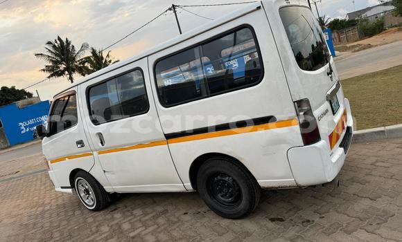 Nunua Ilio tumika Nissan Caravan Nyeupe Gari ndani ya Maputo nchini Maputo Nunua Ilio tumika Nissan Caravan Nyeupe Gari ndani ya Maputo nchini Maputo