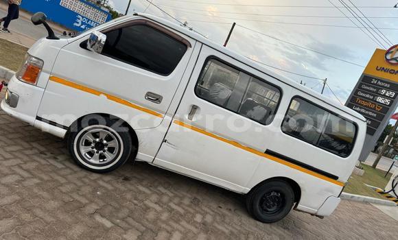 Nunua Ilio tumika Nissan Caravan Nyeupe Gari ndani ya Maputo nchini Maputo Nunua Ilio tumika Nissan Caravan Nyeupe Gari ndani ya Maputo nchini Maputo