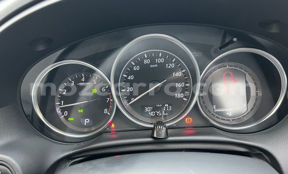 Nunua Ilio tumika Mazda CX-5 Bluu Gari ndani ya Maputo nchini Maputo Nunua Ilio tumika Mazda CX-5 Bluu Gari ndani ya Maputo nchini Maputo