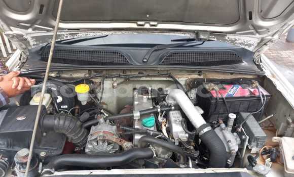 Nunua Ilio tumika Mahindra Scorpio Nyeupe Gari ndani ya Maputo nchini Maputo Nunua Ilio tumika Mahindra Scorpio Nyeupe Gari ndani ya Maputo nchini Maputo