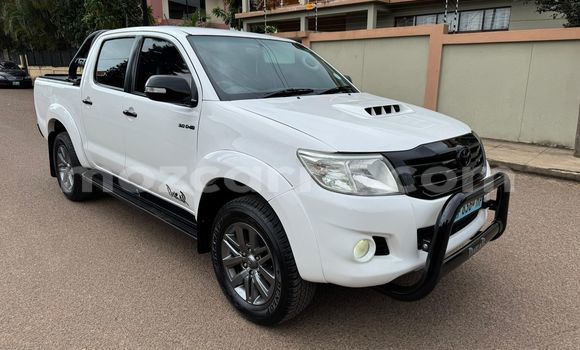 Tenga Itsva Toyota Hilux Chena Mota in Maputo in Maputo Tenga Itsva Toyota Hilux Chena Mota in Maputo in Maputo