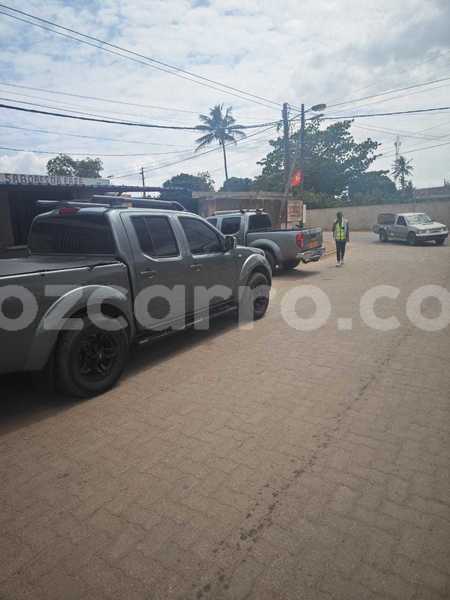 Big with watermark nissan navara maputo maputo 30582