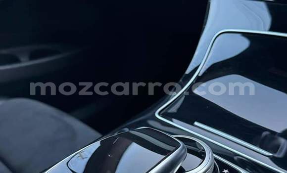 Nunua Mpya Mercedes-Benz GLC 250D Kijani Gari ndani ya Maputo nchini Maputo Nunua Mpya Mercedes-Benz GLC 250D Kijani Gari ndani ya Maputo nchini Maputo