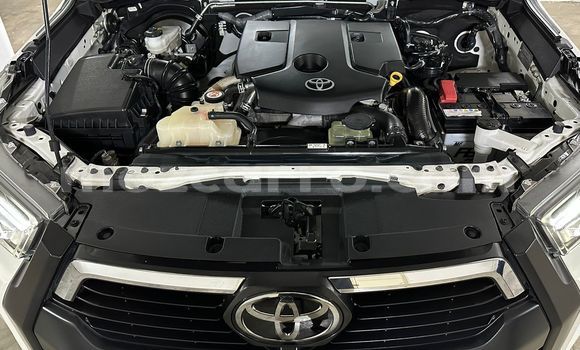 Comprar Novo Toyota Hiluxe Revo Branco Carro em Maputo em Maputo Comprar Novo Toyota Hiluxe Revo Branco Carro em Maputo em Maputo