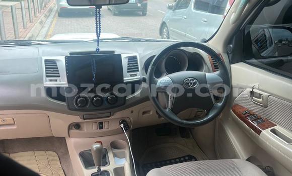 Comprar Usado Toyota Hilux Branco Carro em Maputo em Maputo Comprar Usado Toyota Hilux Branco Carro em Maputo em Maputo