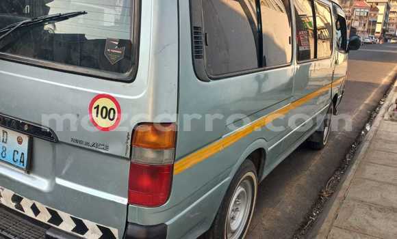 Tenga Tsaru Toyota RegiusAce Sirivha Mota in Maputo in Maputo Tenga Tsaru Toyota RegiusAce Sirivha Mota in Maputo in Maputo