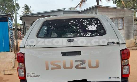Buy Used Isuzu D-MAX White Car in Maputo in Maputo Buy Used Isuzu D-MAX White Car in Maputo in Maputo