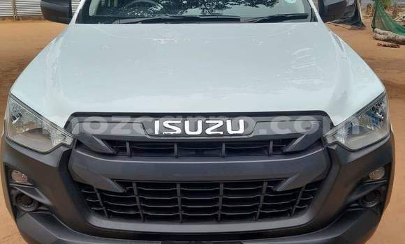 Buy Used Isuzu D-MAX White Car in Maputo in Maputo Buy Used Isuzu D-MAX White Car in Maputo in Maputo