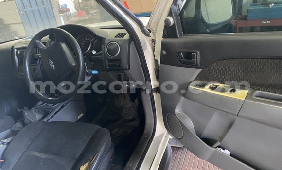Buy Used Ford Ranger White Car in Maputo in Maputo