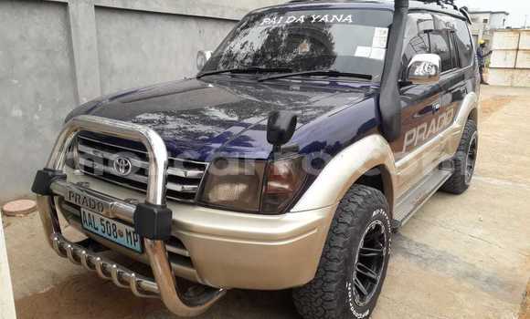 Nunua Ilio tumika Toyota Prado Bluu Gari ndani ya Maputo nchini Maputo