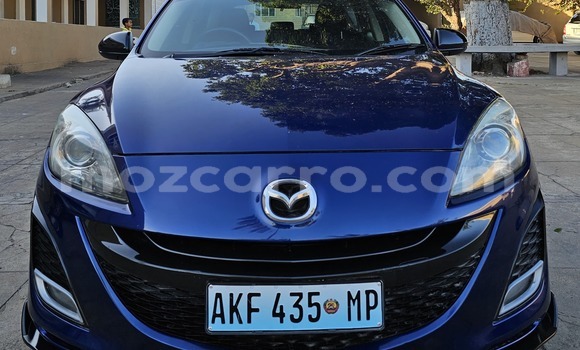 Buy Used Mazda Axela Blue Car in Maputo in Maputo