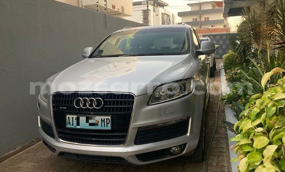 Tenga Tsaru Audi Q7 Zvimwe Mota in Maputo in Maputo Tenga Tsaru Audi Q7 Zvimwe Mota in Maputo in Maputo