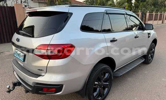 Comprar Usado Ford Everest De outros Carro em Maputo em Maputo Comprar Usado Ford Everest De outros Carro em Maputo em Maputo