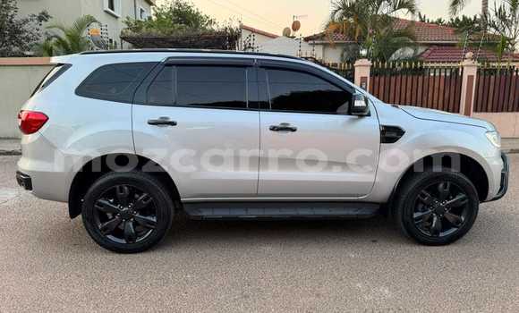 Comprar Usado Ford Everest De outros Carro em Maputo em Maputo Comprar Usado Ford Everest De outros Carro em Maputo em Maputo