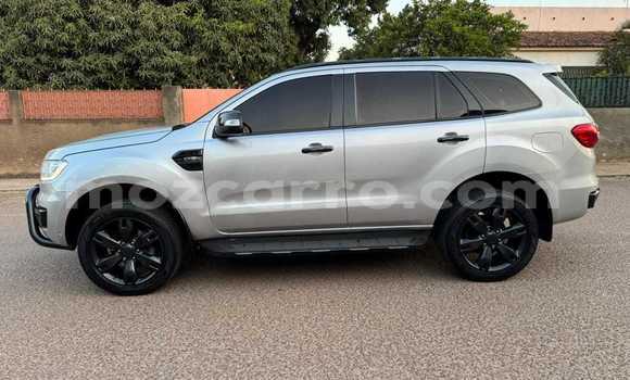 Comprar Usado Ford Everest De outros Carro em Maputo em Maputo Comprar Usado Ford Everest De outros Carro em Maputo em Maputo