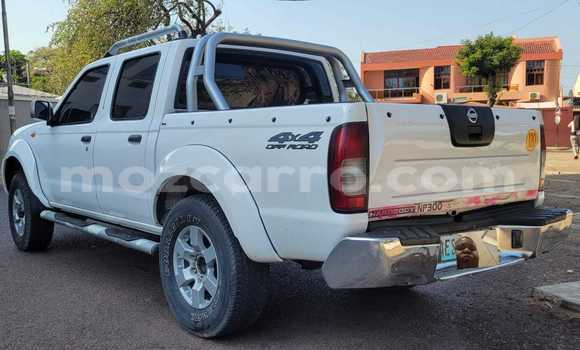 Buy Used Nissan Hardbody White Car in Maputo in Maputo Buy Used Nissan Hardbody White Car in Maputo in Maputo