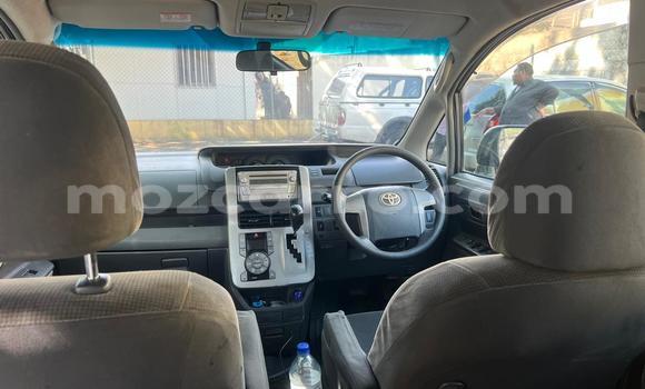 Comprar Usado Toyota Noah Preto Carro em Maputo em Maputo Comprar Usado Toyota Noah Preto Carro em Maputo em Maputo