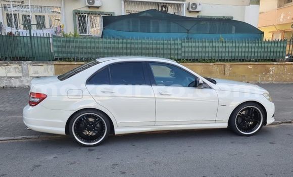 Nunua Mpya MercedesâBenz AMG GLC Nyeupe Gari ndani ya Maputo nchini Maputo Nunua Mpya MercedesâBenz AMG GLC Nyeupe Gari ndani ya Maputo nchini Maputo