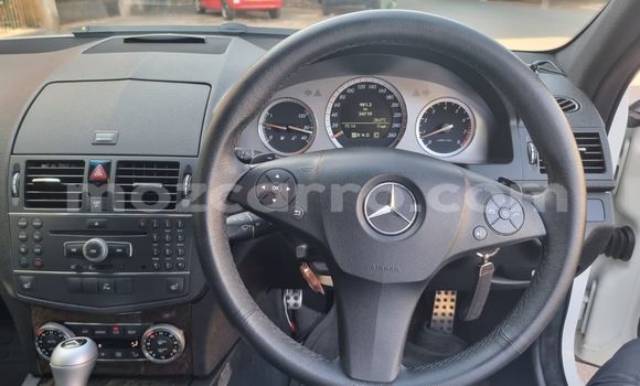 Nunua Mpya MercedesâBenz AMG GLC Nyeupe Gari ndani ya Maputo nchini Maputo Nunua Mpya MercedesâBenz AMG GLC Nyeupe Gari ndani ya Maputo nchini Maputo