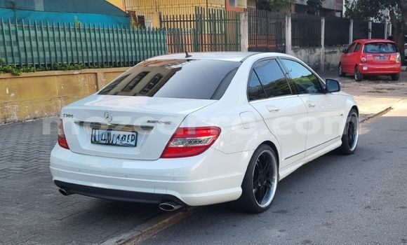 Nunua Mpya MercedesâBenz AMG GLC Nyeupe Gari ndani ya Maputo nchini Maputo Nunua Mpya MercedesâBenz AMG GLC Nyeupe Gari ndani ya Maputo nchini Maputo