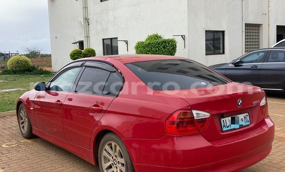 Nunua Ilio tumika BMW 3-Series Nyekundu Gari ndani ya Maputo nchini Maputo Nunua Ilio tumika BMW 3-Series Nyekundu Gari ndani ya Maputo nchini Maputo