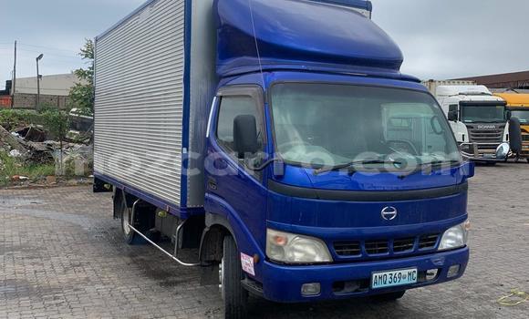 Comprar Usado Toyota Dyna Azul Caminhão em Maputo em Maputo Comprar Usado Toyota Dyna Azul Caminhão em Maputo em Maputo
