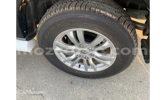 Comprar Importar Mitsubishi Pajero Preto Carro em Import - Dubai em Cabo Delgado Comprar Importar Mitsubishi Pajero Preto Carro em Import - Dubai em Cabo Delgado