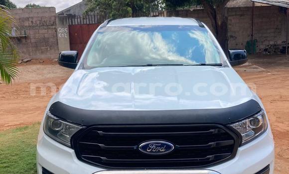 Buy Used Ford Everest White Car in Maputo in Maputo Buy Used Ford Everest White Car in Maputo in Maputo
