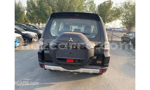 Comprar Importar Mitsubishi Pajero Preto Carro em Import - Dubai em Cabo Delgado Comprar Importar Mitsubishi Pajero Preto Carro em Import - Dubai em Cabo Delgado