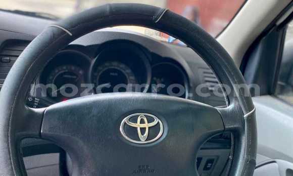 Nunua Ilio tumika Toyota Hilux Nyeupe Gari ndani ya Maputo nchini Maputo Nunua Ilio tumika Toyota Hilux Nyeupe Gari ndani ya Maputo nchini Maputo